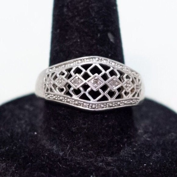 Size 9, Vintage Triangle Patterns Geometric Sterling Silver Ring - H1 - Picture 1 of 4
